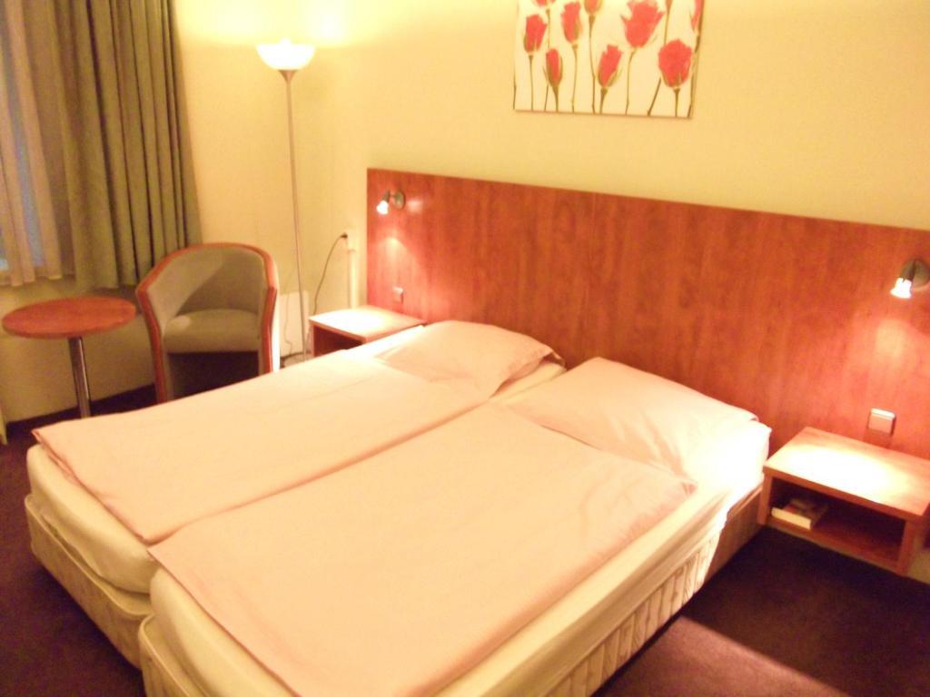 Stationshotel فينلو الغرفة الصورة